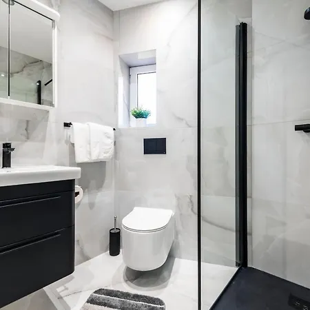 Stela Apartment *